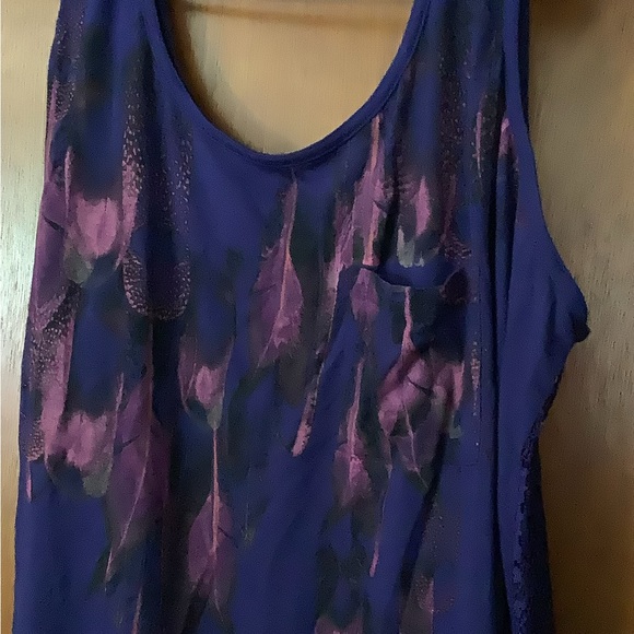 LYS Tank top with lace back - Picture 2 of 9